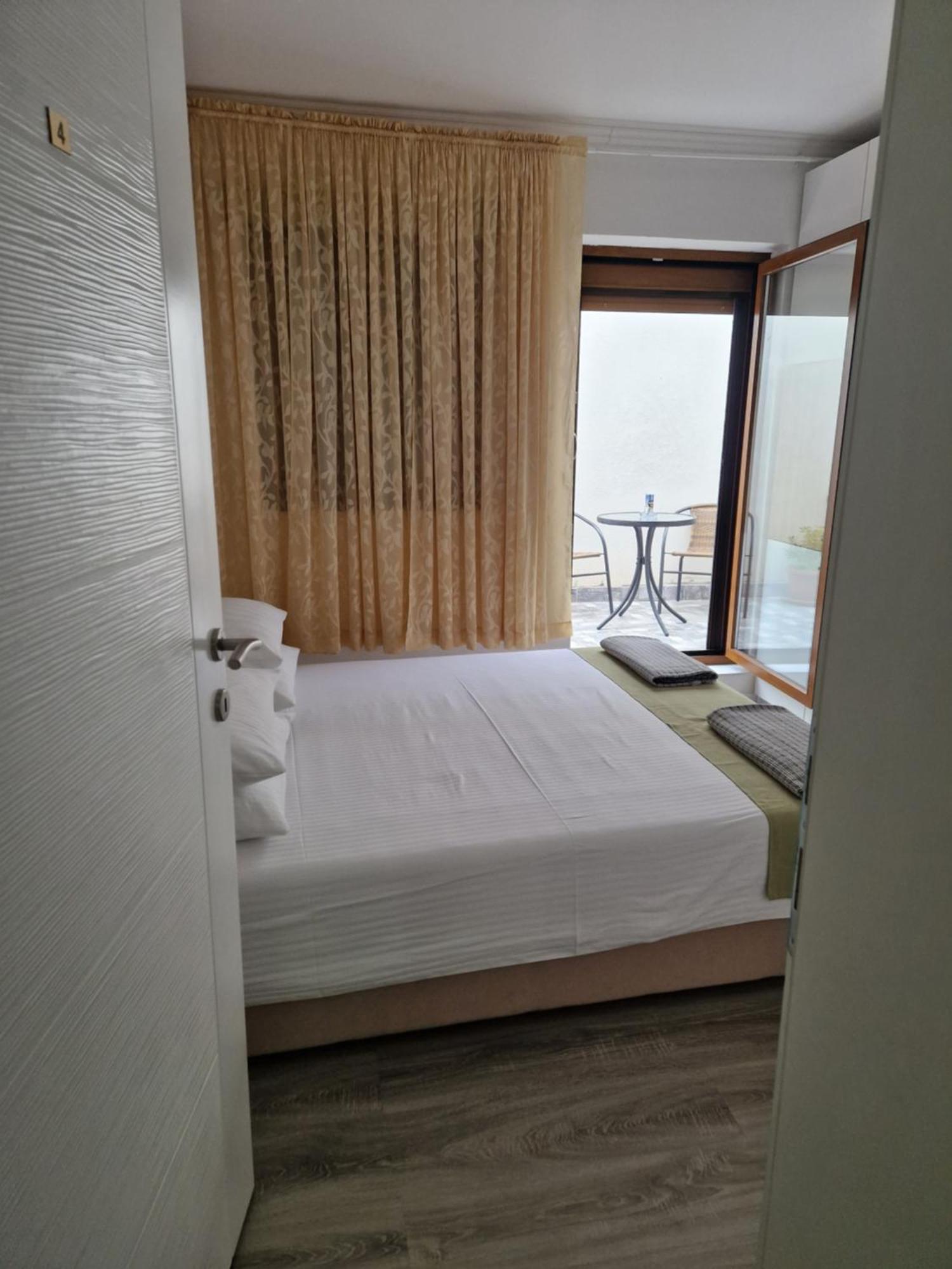 Guesthouse Check In Stolac Quarto foto